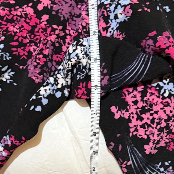 NWOT 26/28 Lane Bryant Floral Perfect Drape High Rise Wide Leg Pant With Pockets - Picture 8 of 14